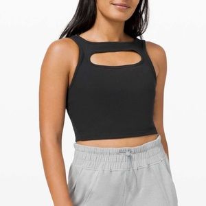 LULULEMON LA FRONT CUT-OUT CROP TANK